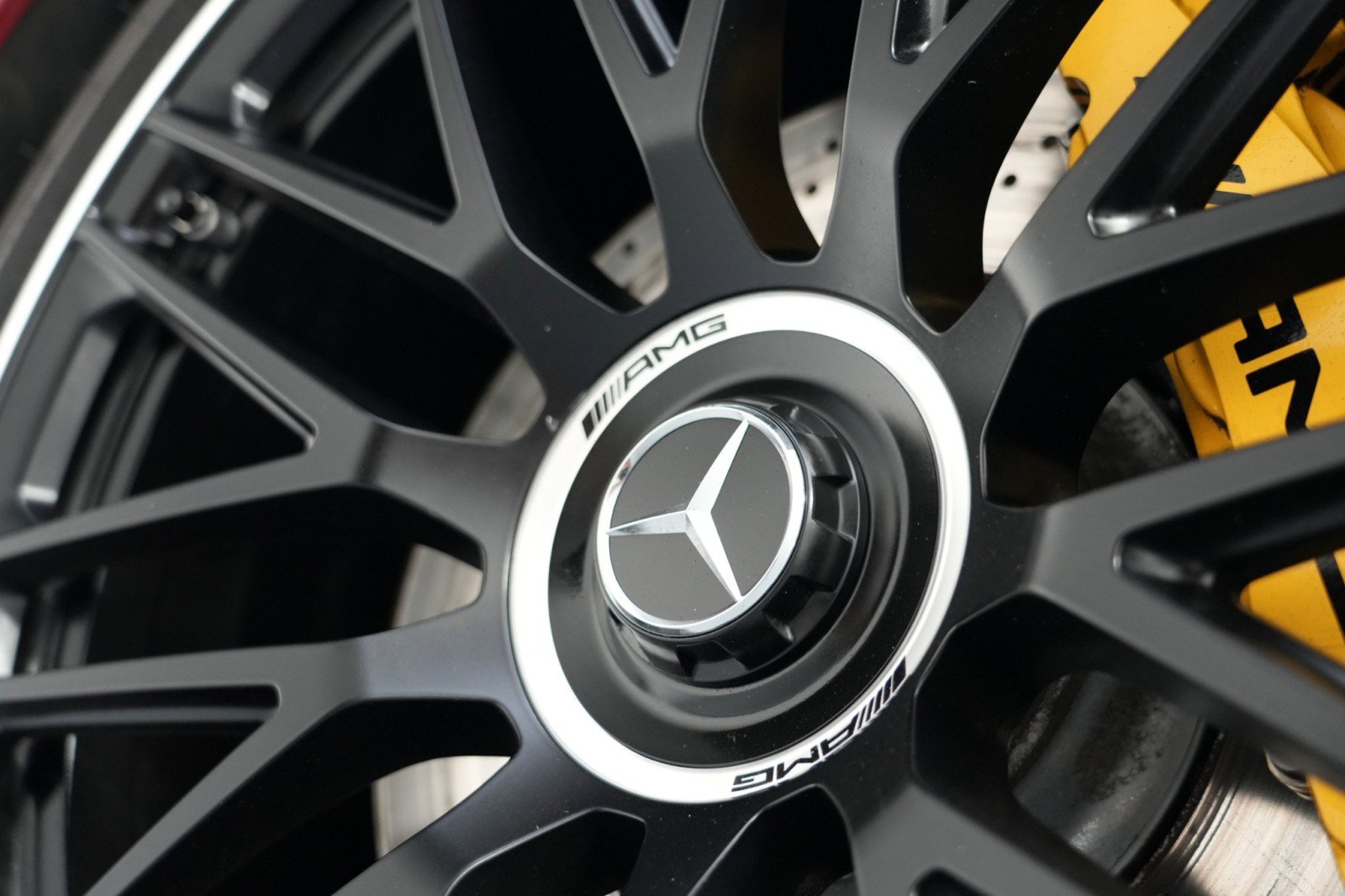 Used 2024 Mercedes-Benz AMG GT 63 image 60