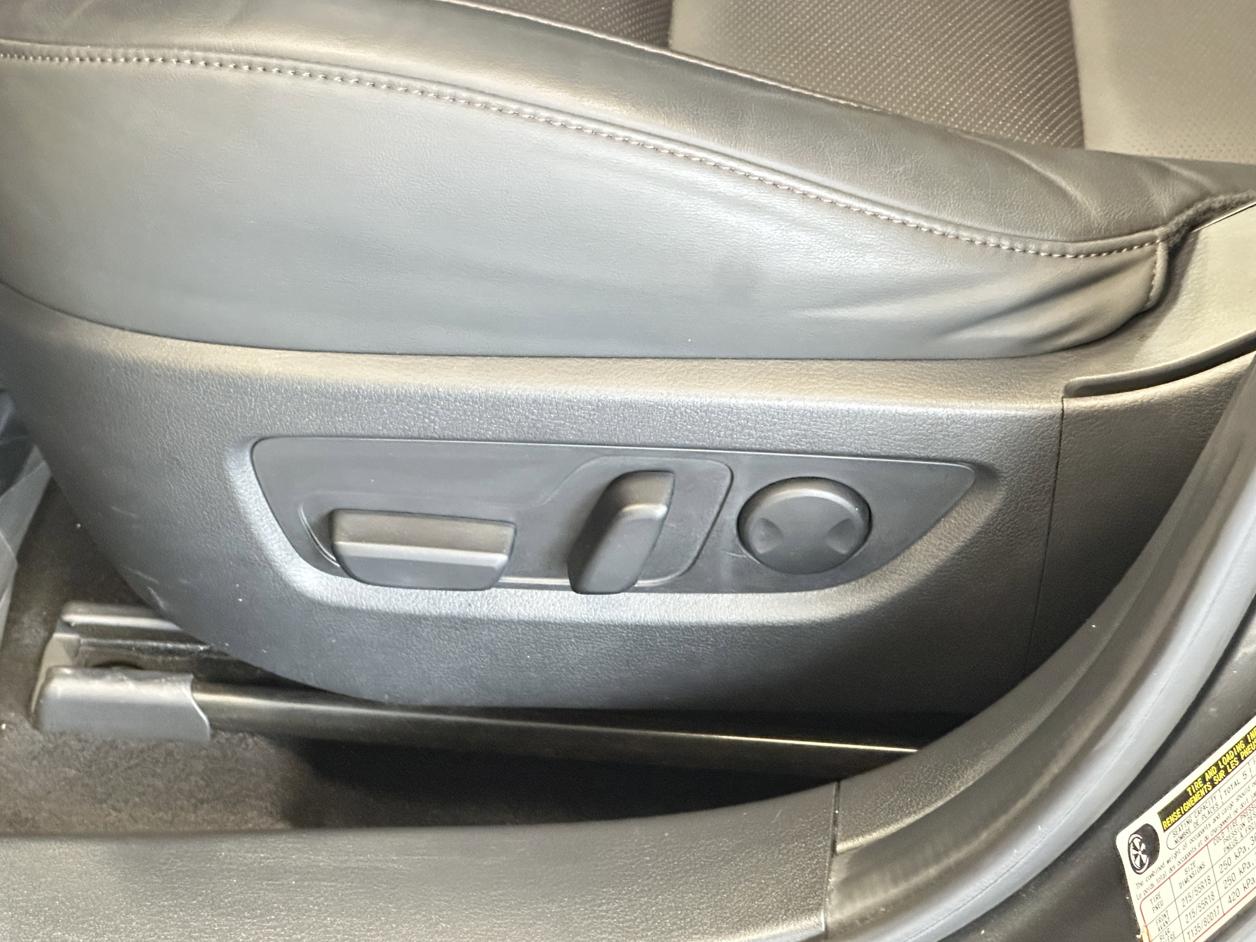 Certified 2023 MAZDA CX-30 AWD 2.5 S w/ Premium Package image 12