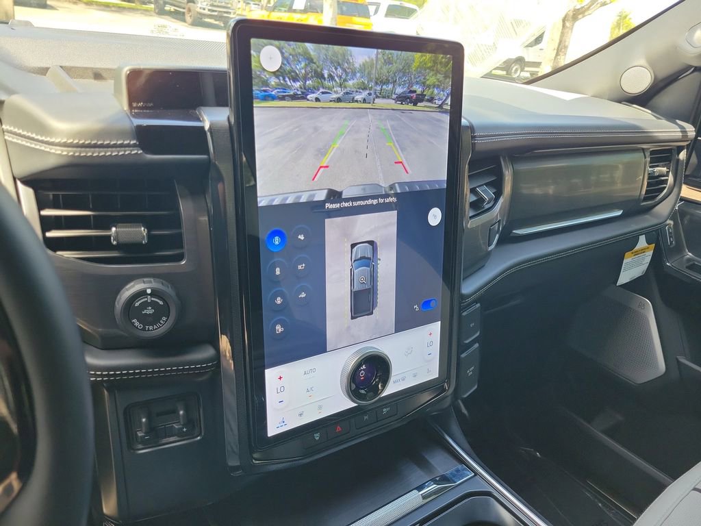 Certified 2025 Ford F150 Lightning Platinum image 30