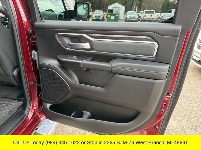 Used 2022 RAM 1500 Big Horn AWD/4WD image 38