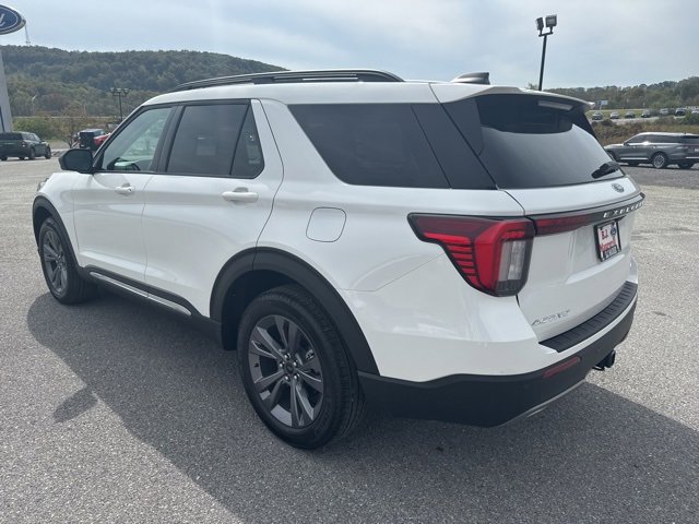 New 2025 Ford Explorer Active image 8