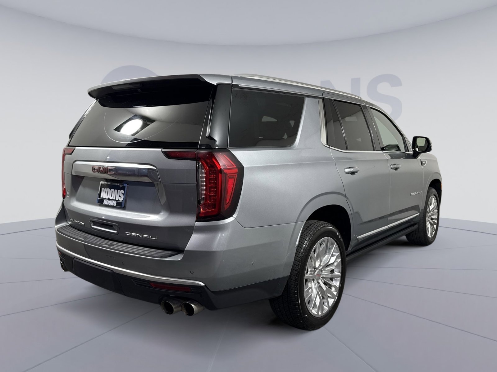 Used 2024 GMC Yukon Denali w/ Advanced Technology Package image 7