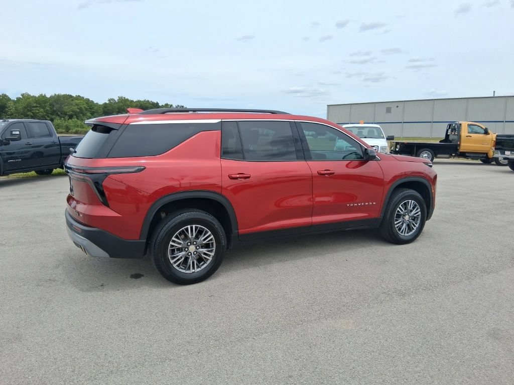 Used 2024 Chevrolet Traverse LT AWD/4WD image 6