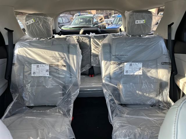 New 2026 Ford Explorer Active w/ Active Comfort Package image 18