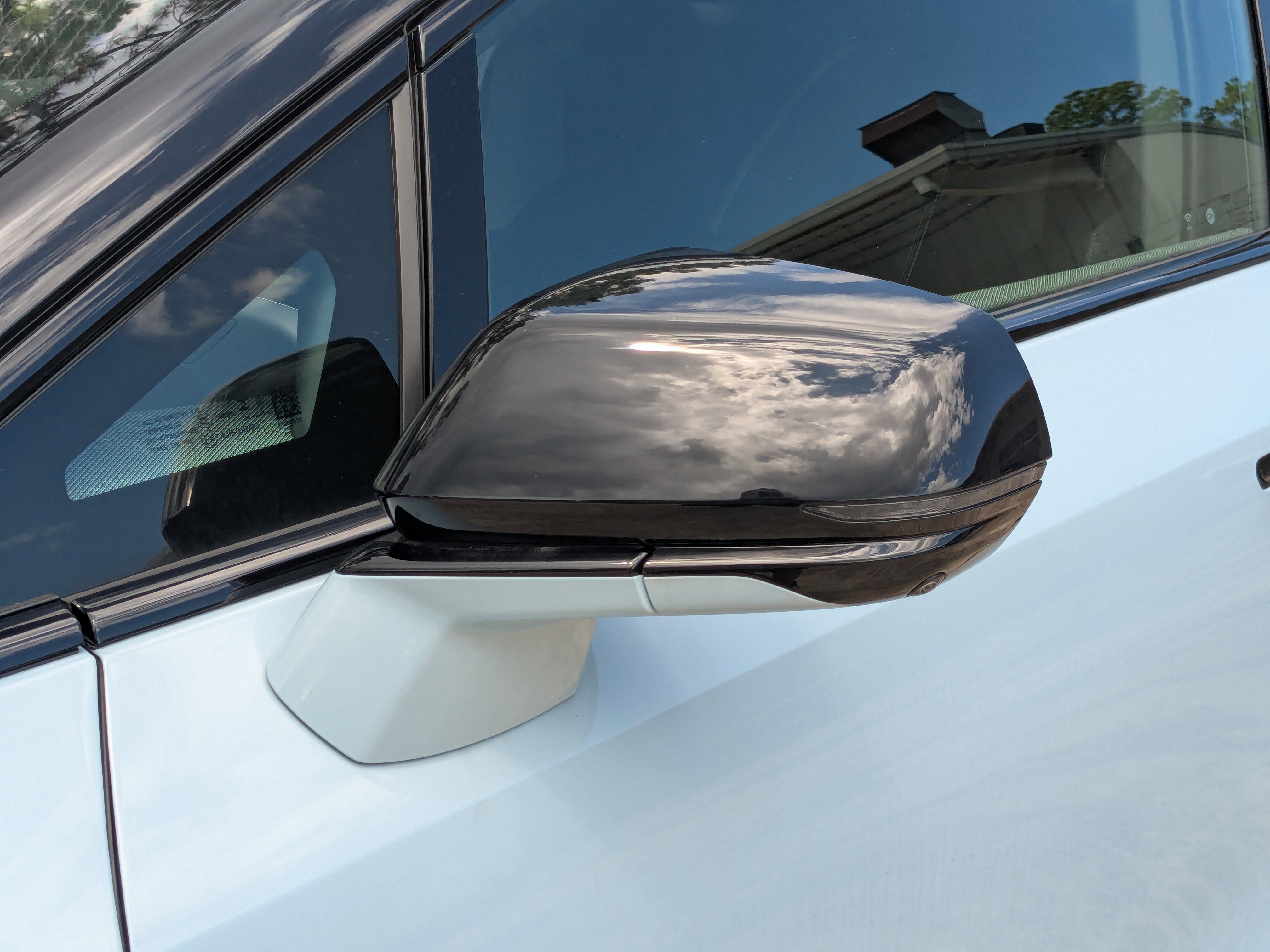 New 2025 Cadillac Optiq Sport 1 image 26