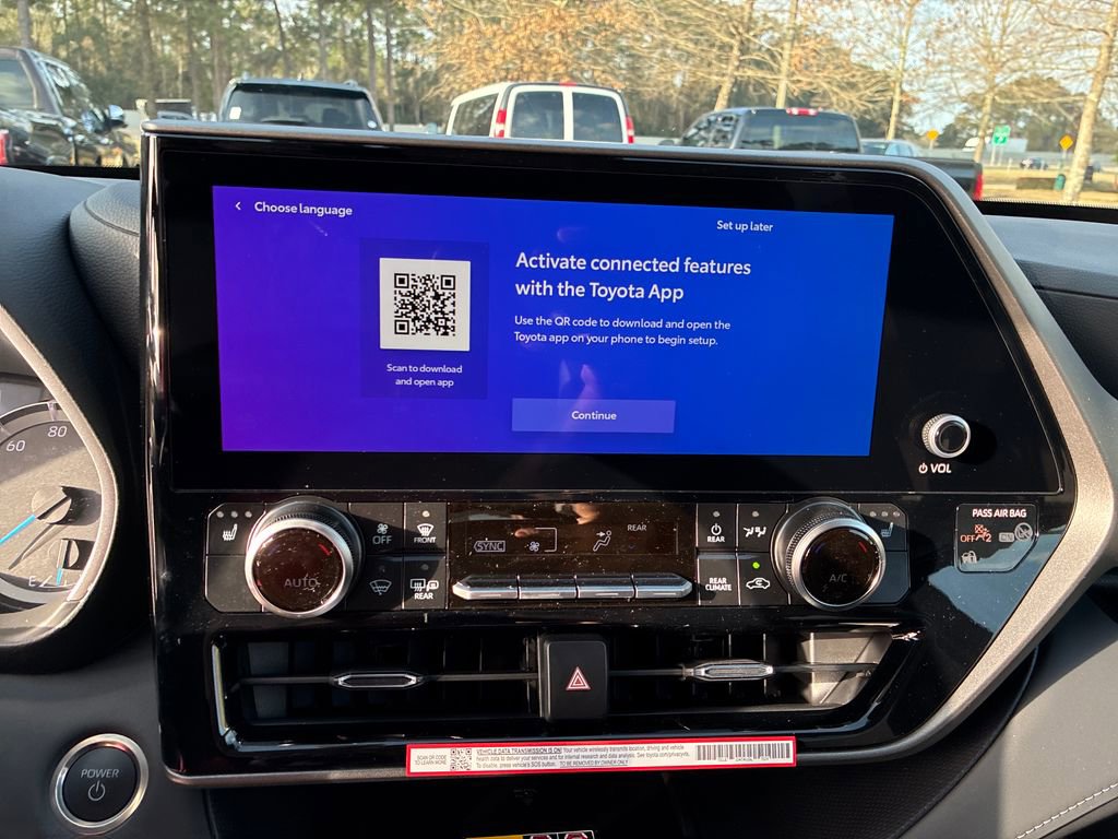 New 2026 Toyota Highlander XLE image 25