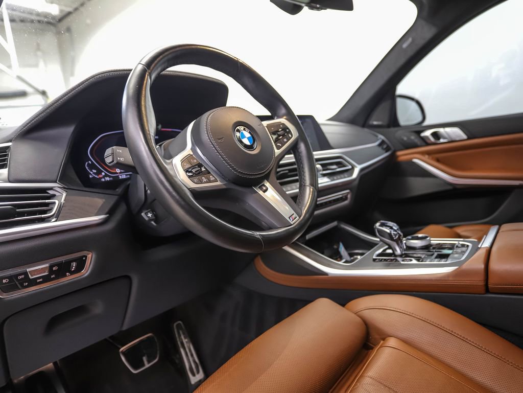 Certified 2022 BMW X7 M50i image 10