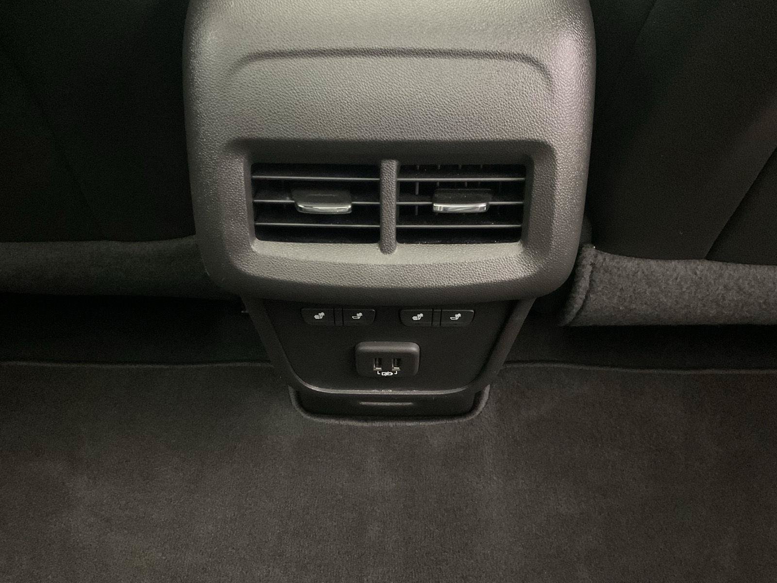 Used 2022 Chevrolet Equinox Premier AWD/4WD image 30