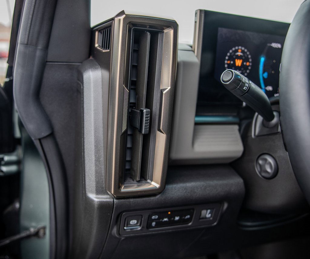 Used 2024 GMC Hummer EV 3X w/ LPO, Illumination Package image 14