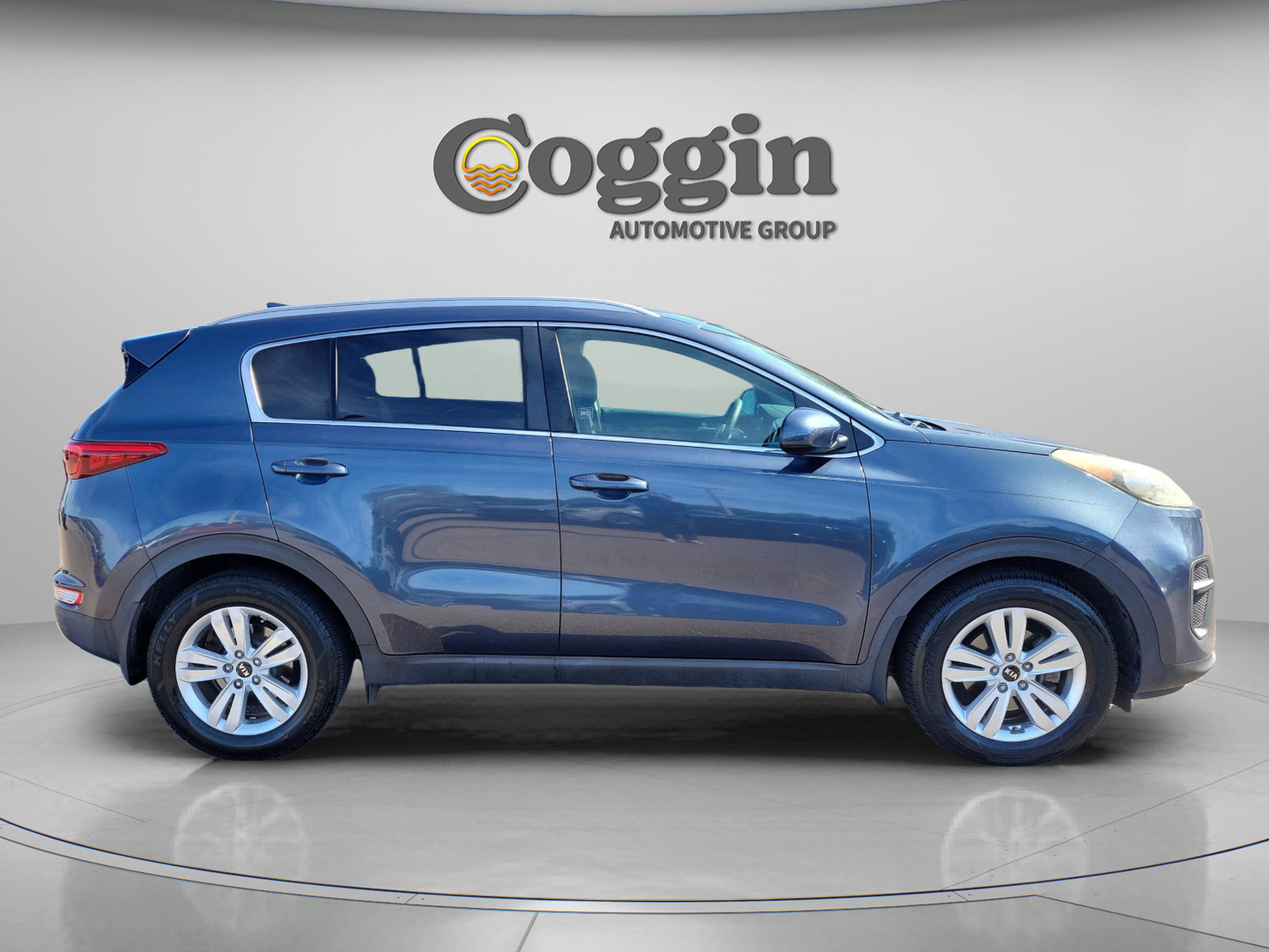 Used 2017 Kia Sportage LX w/ LX Popular Package image 11