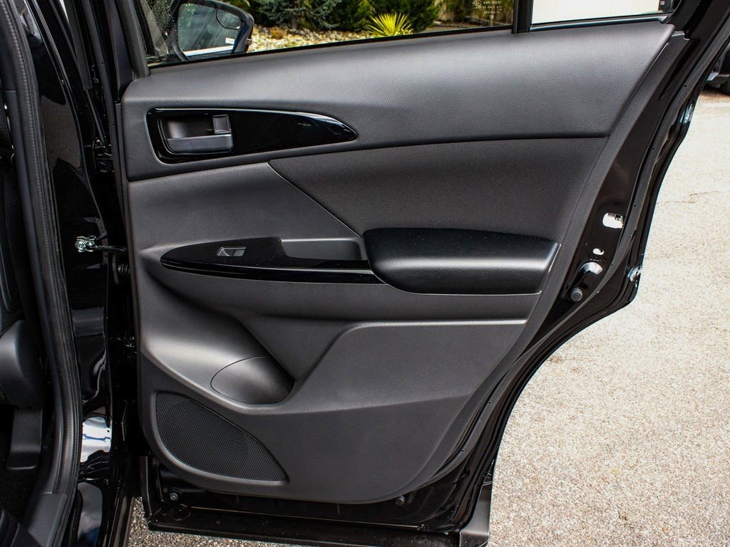 New 2026 Mitsubishi Eclipse Cross LE image 13