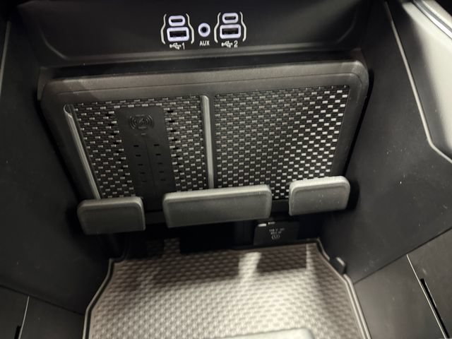 New 2026 RAM 1500 Laramie AWD/4WD image 16