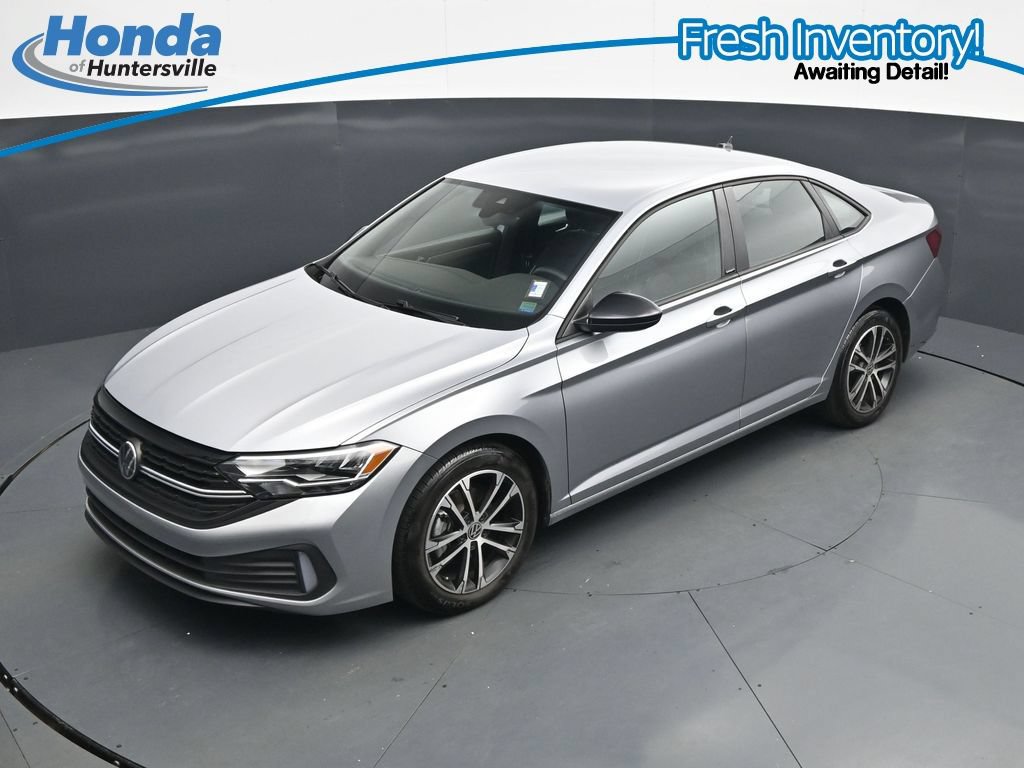 Used 2024 Volkswagen Jetta Sport FWD image 19