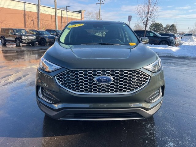 Used 2023 Ford Edge SEL w/ Convenience Package image 2