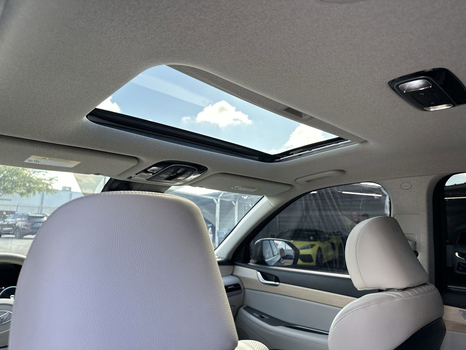 Used 2024 Hyundai Palisade Limited image 16