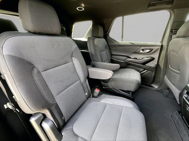 Used 2023 Chevrolet Traverse LT FWD image 29