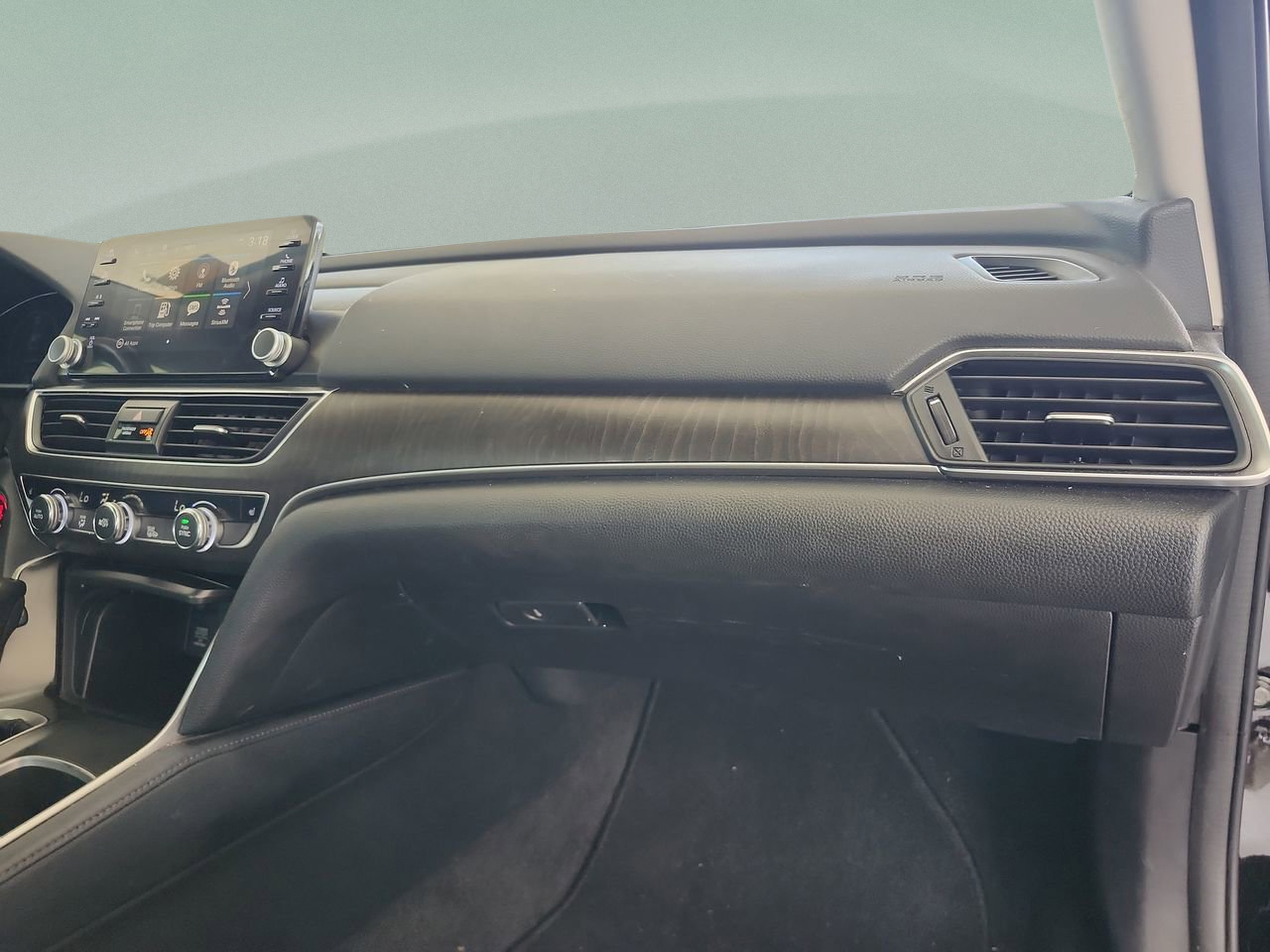 Used 2018 Honda Accord EX-L image 19