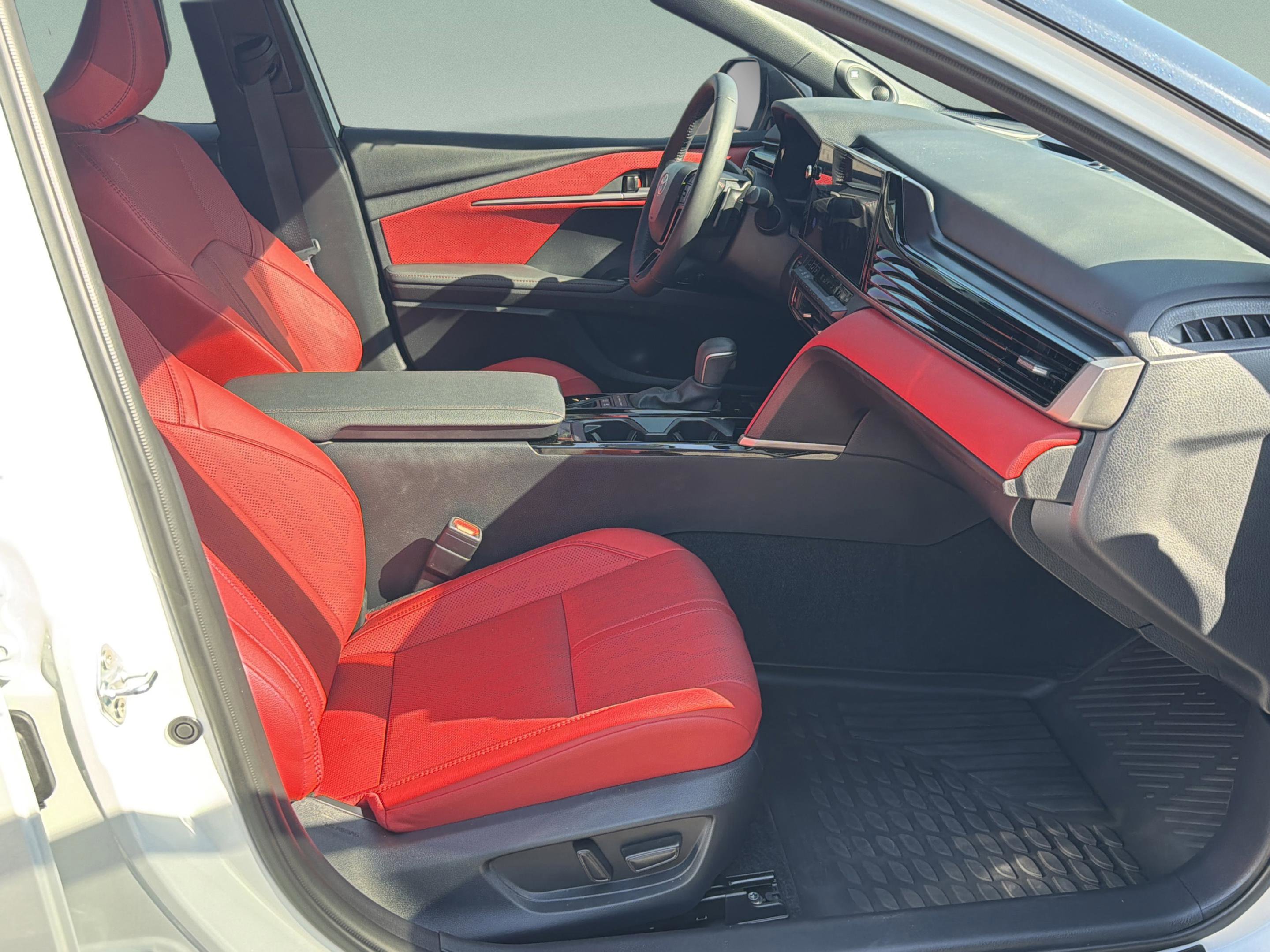 Used 2026 Toyota Camry XSE w/ Premium Plus Package image 26