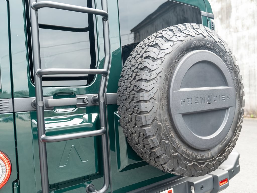 Used 2025 INEOS Grenadier AWD/4WD image 34