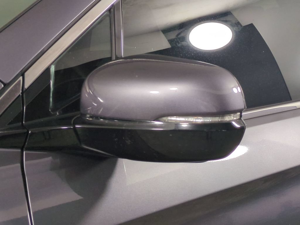 Used 2021 Honda Pilot Elite image 12