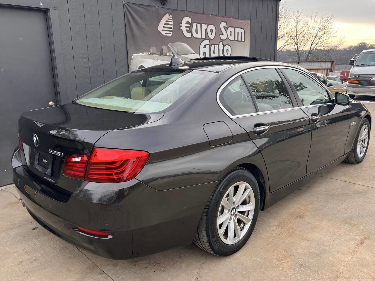 Used 2014 BMW 528i Sedan image 7