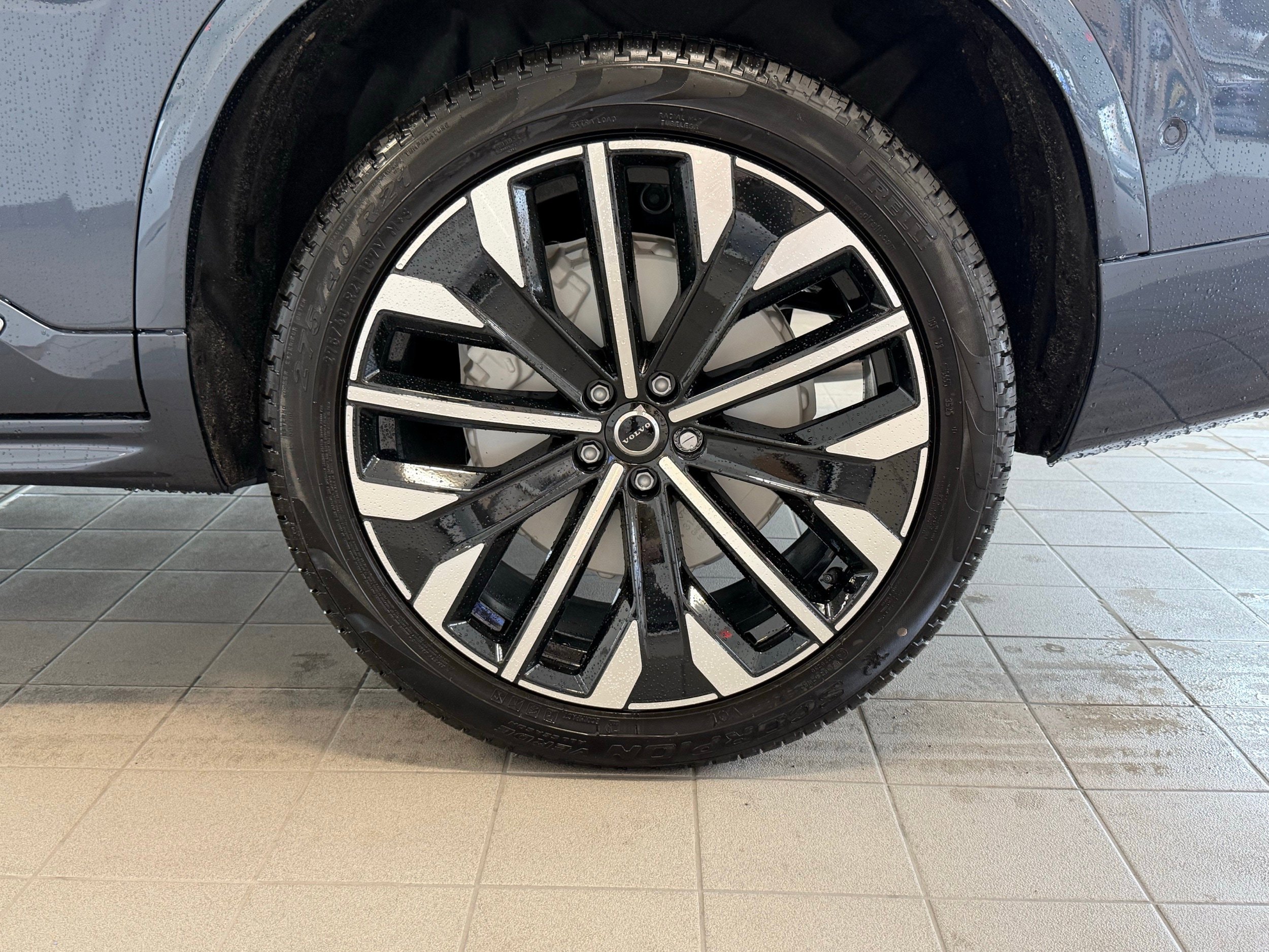 New 2026 Volvo XC90 B6 Ultra w/ Protection Package Premier AWD/4WD image 10