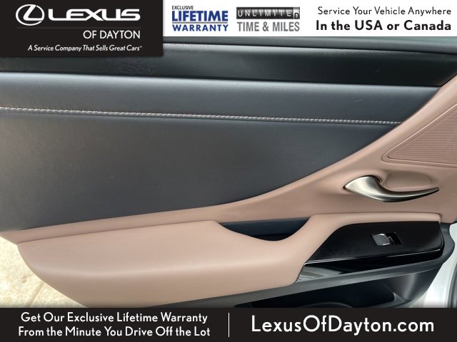 Certified 2023 Lexus ES 250 w/ Premium Package image 31