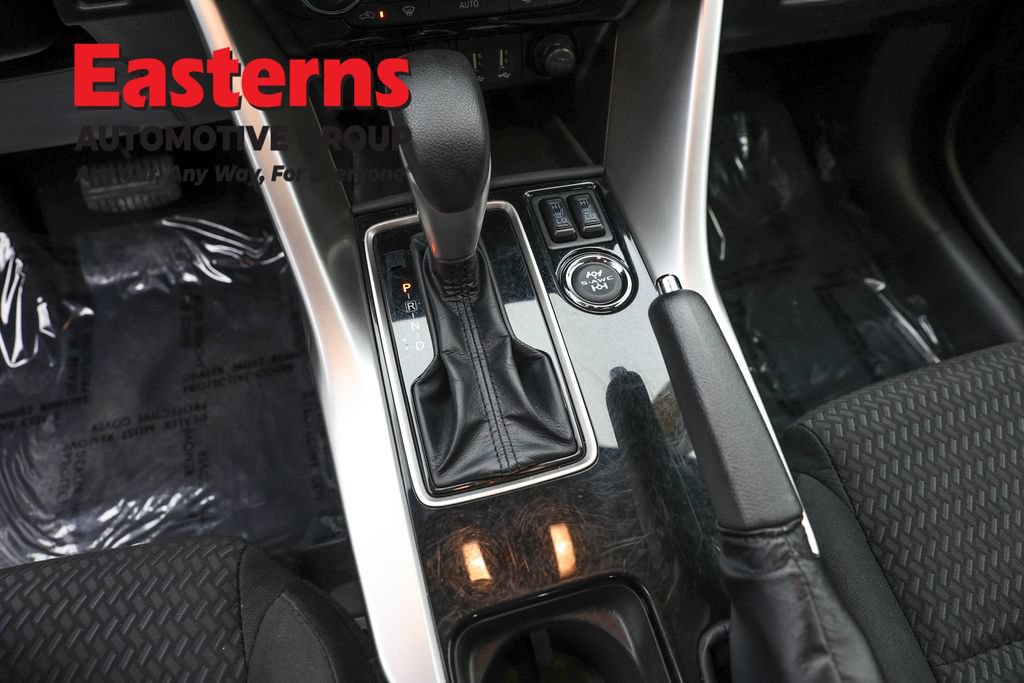 Used 2024 Mitsubishi Eclipse Cross LE AWD/4WD image 15