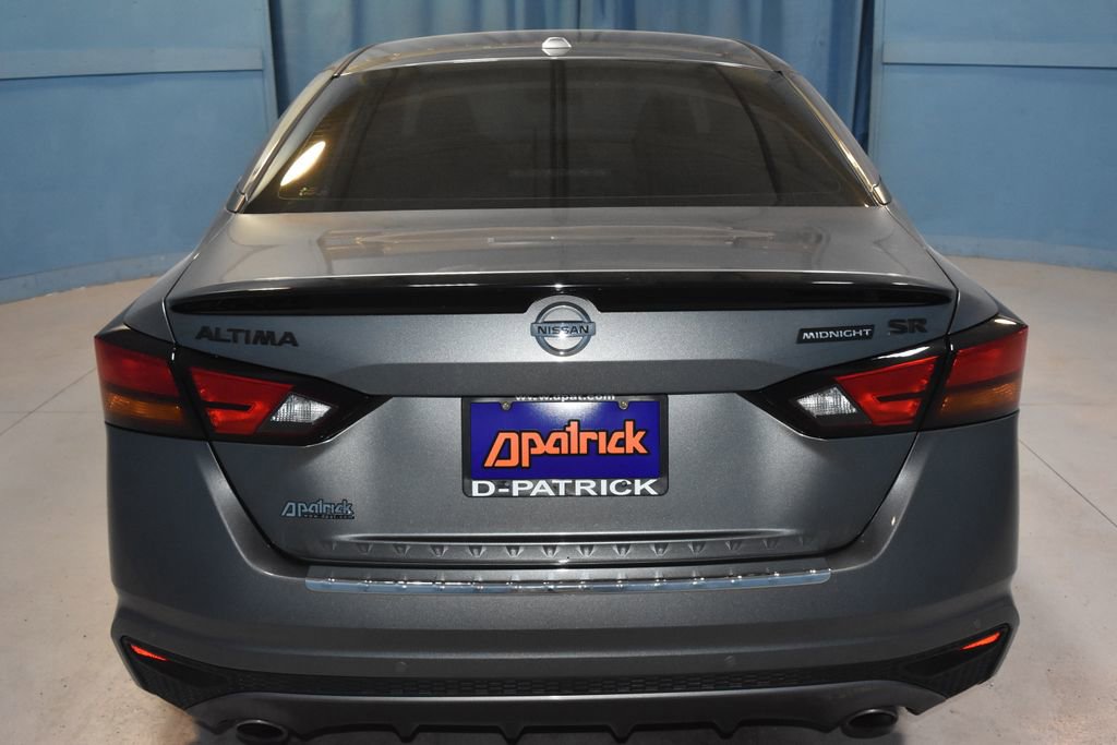 Certified 2022 Nissan Altima 2.5 SR w/ Midnight Edition Package image 24