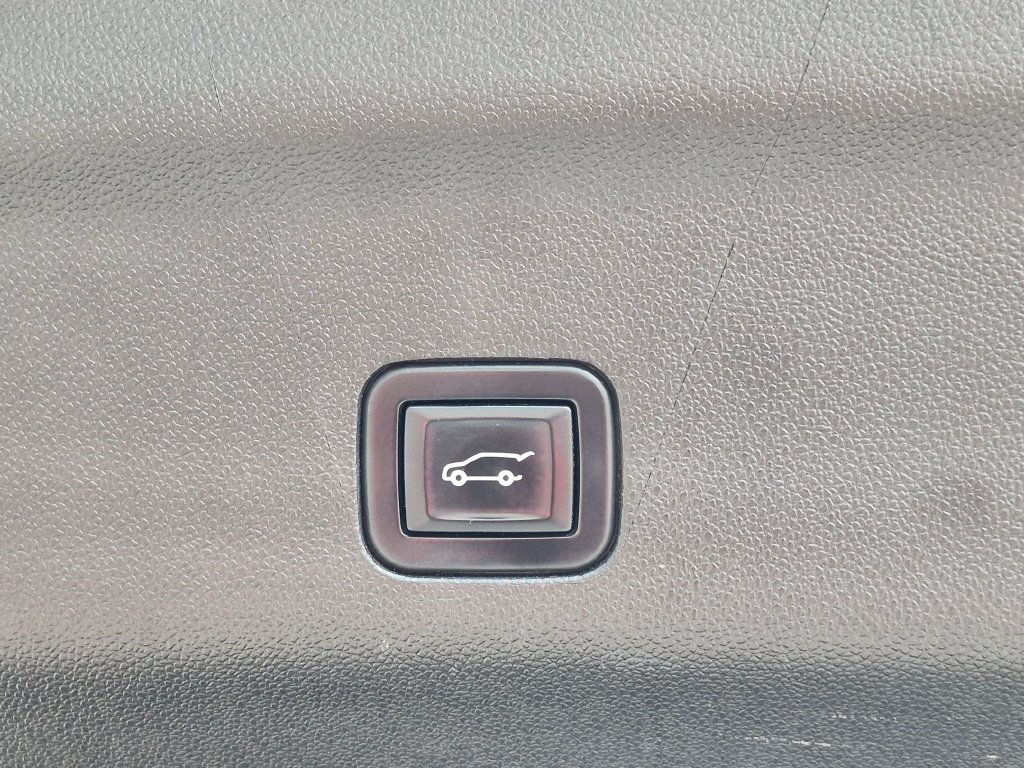 Used 2023 Chevrolet Tahoe LT AWD/4WD image 28