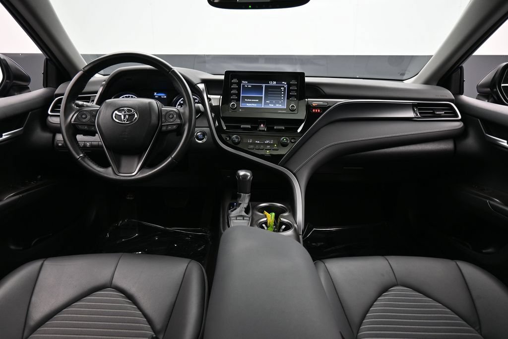 Used 2024 Toyota Camry SE w/ Convenience Package FWD image 43