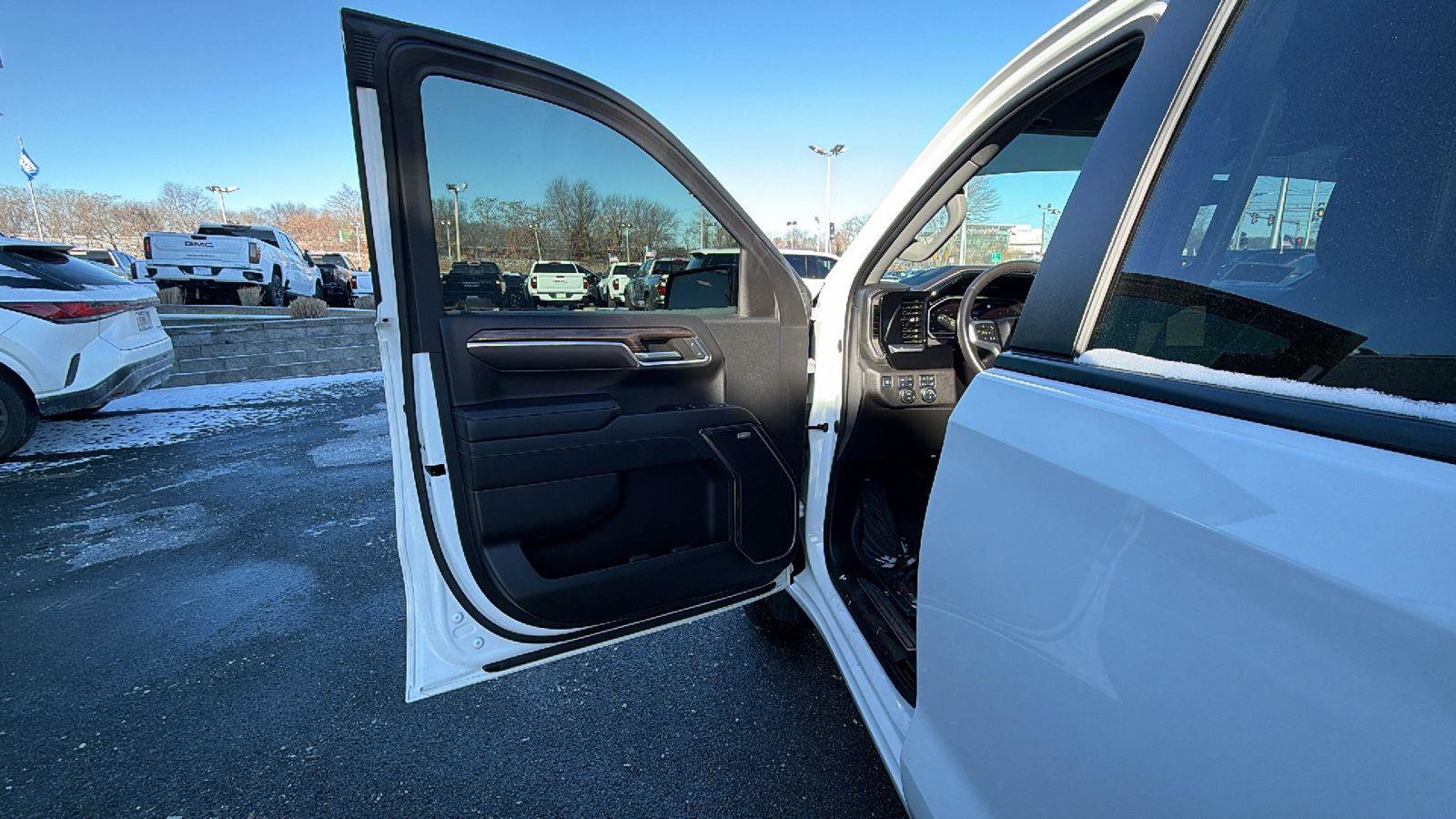 Used 2023 Chevrolet Silverado 1500 RST image 24