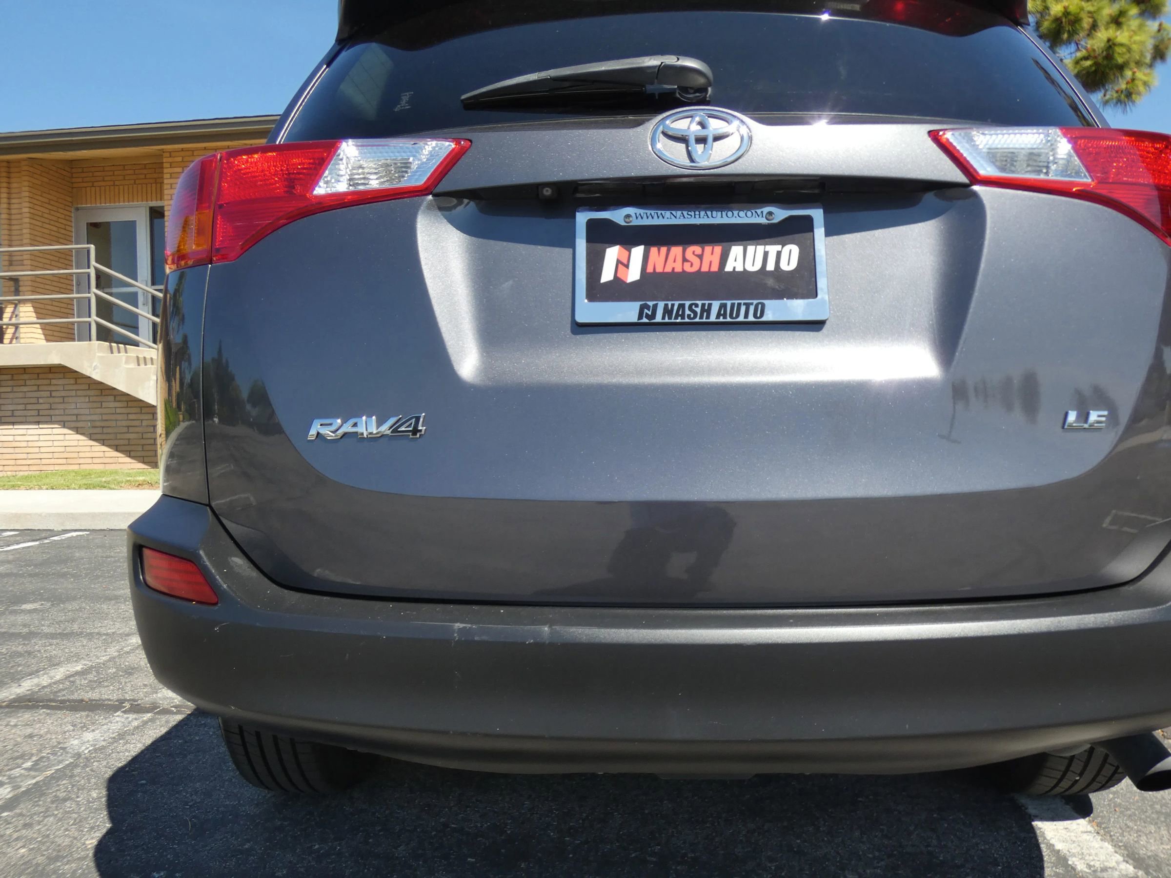 Used 2015 Toyota RAV4 LE image 11