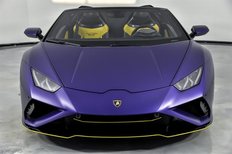 Used 2021 Lamborghini Huracan EVO RWD image 5