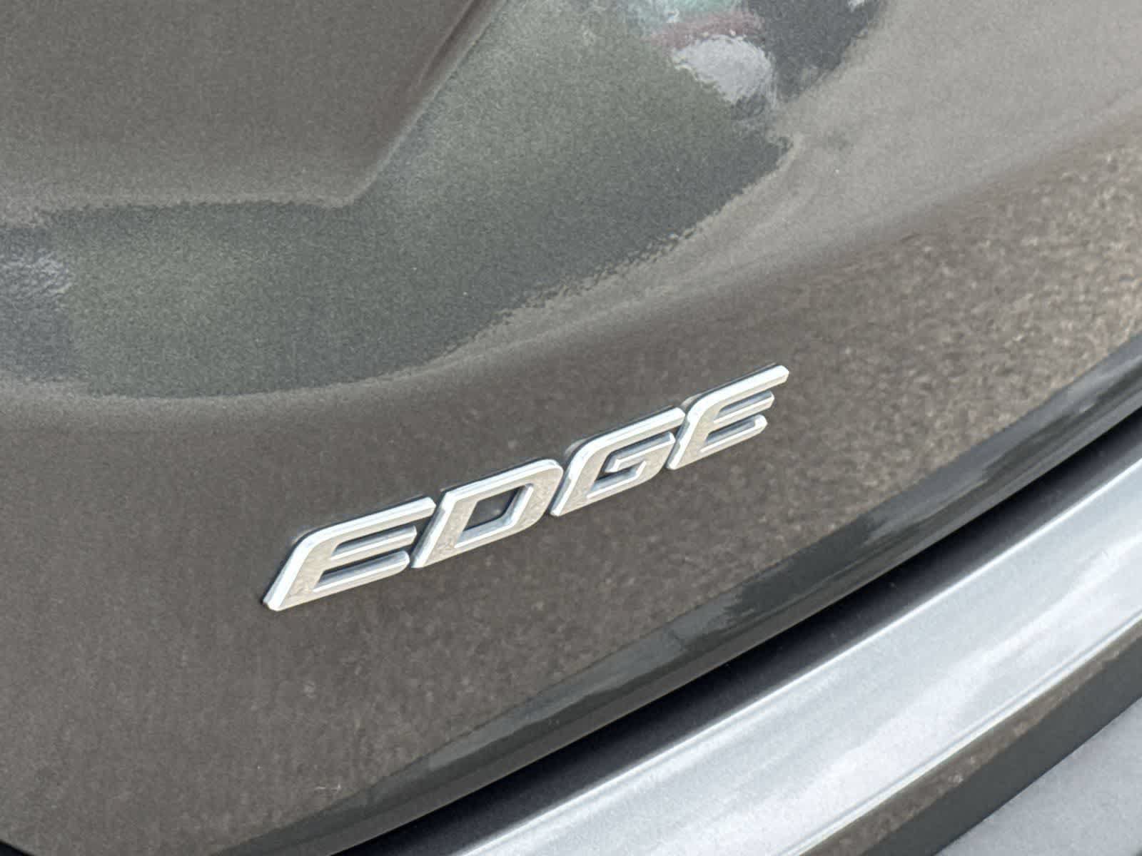 Used 2020 Ford Edge SEL w/ Convenience Package AWD/4WD image 13