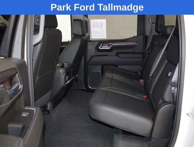 Used 2022 GMC Sierra 1500 SLT w/ SLT Convenience Package AWD/4WD image 26