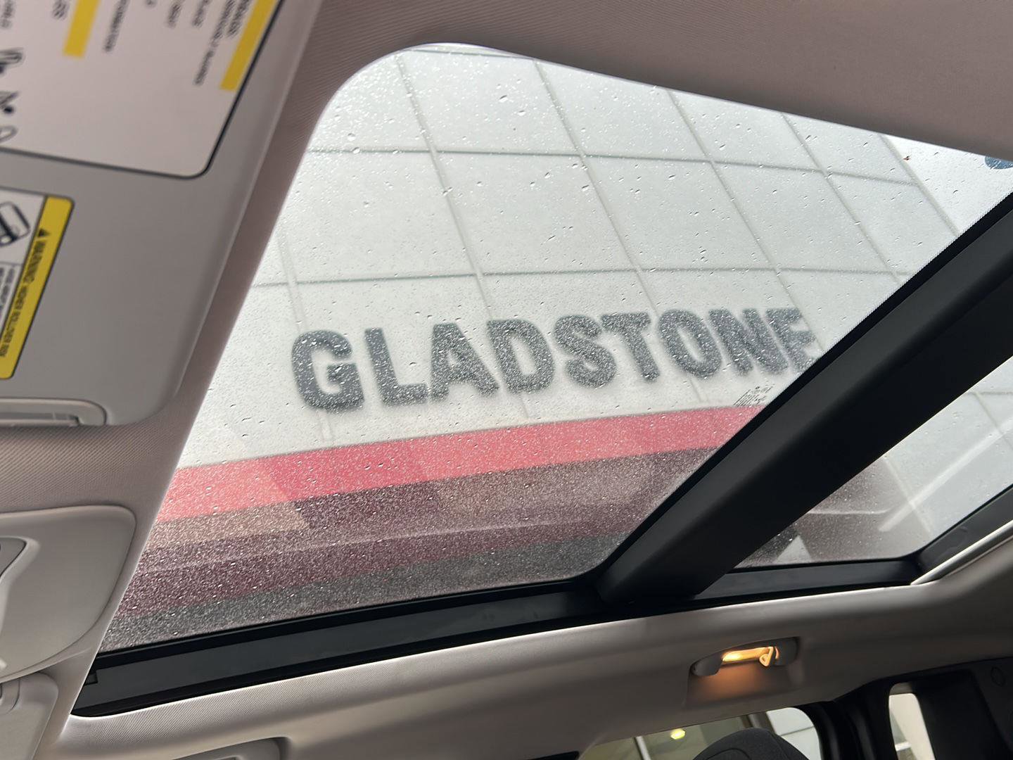 Used 2020 Jeep Renegade Latitude w/ UConnect 8.4 Nav Group image 27