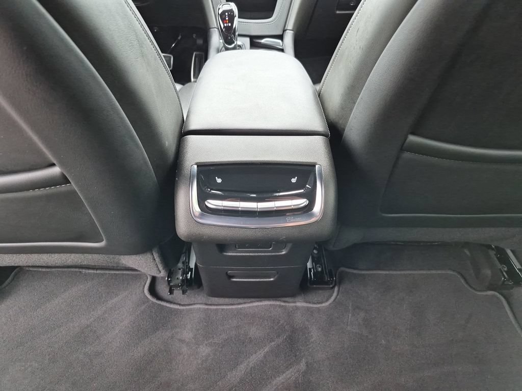 Used 2023 Cadillac XT6 Sport w/ Technology Package AWD/4WD image 35