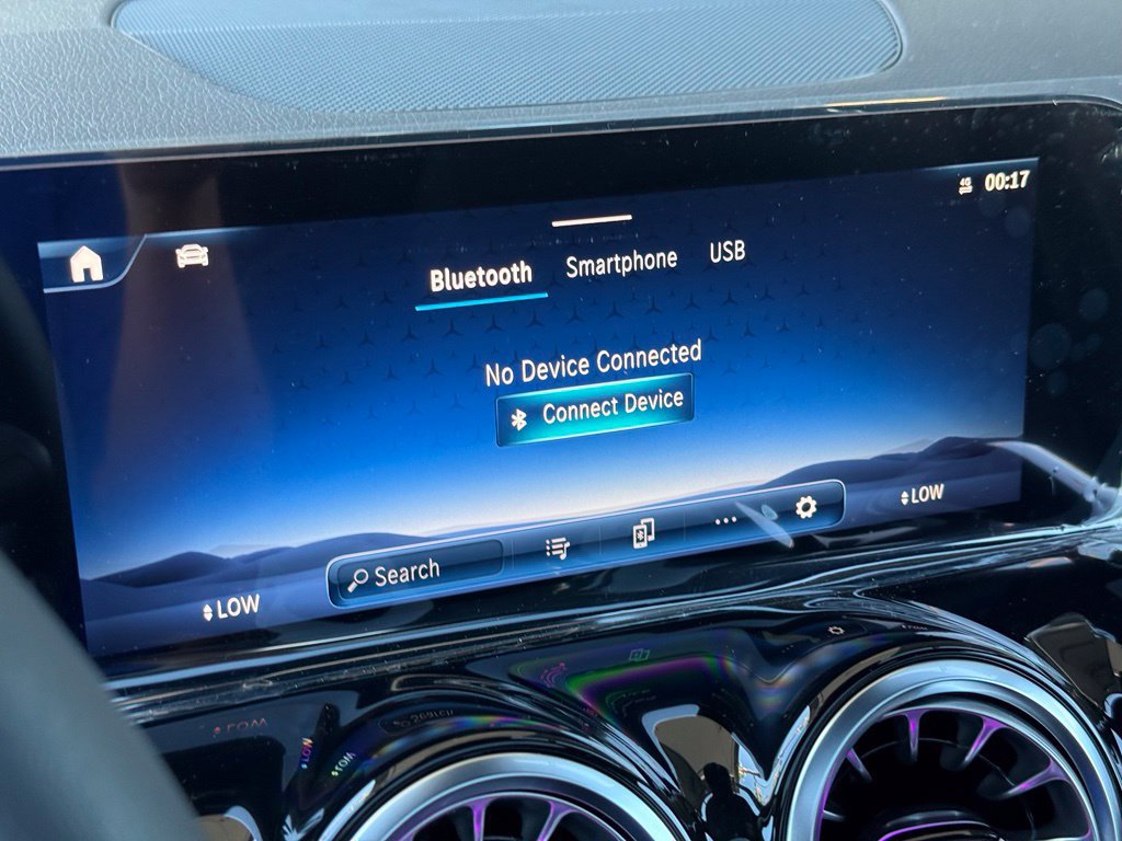 New 2026 Mercedes-Benz GLB 250 image 7