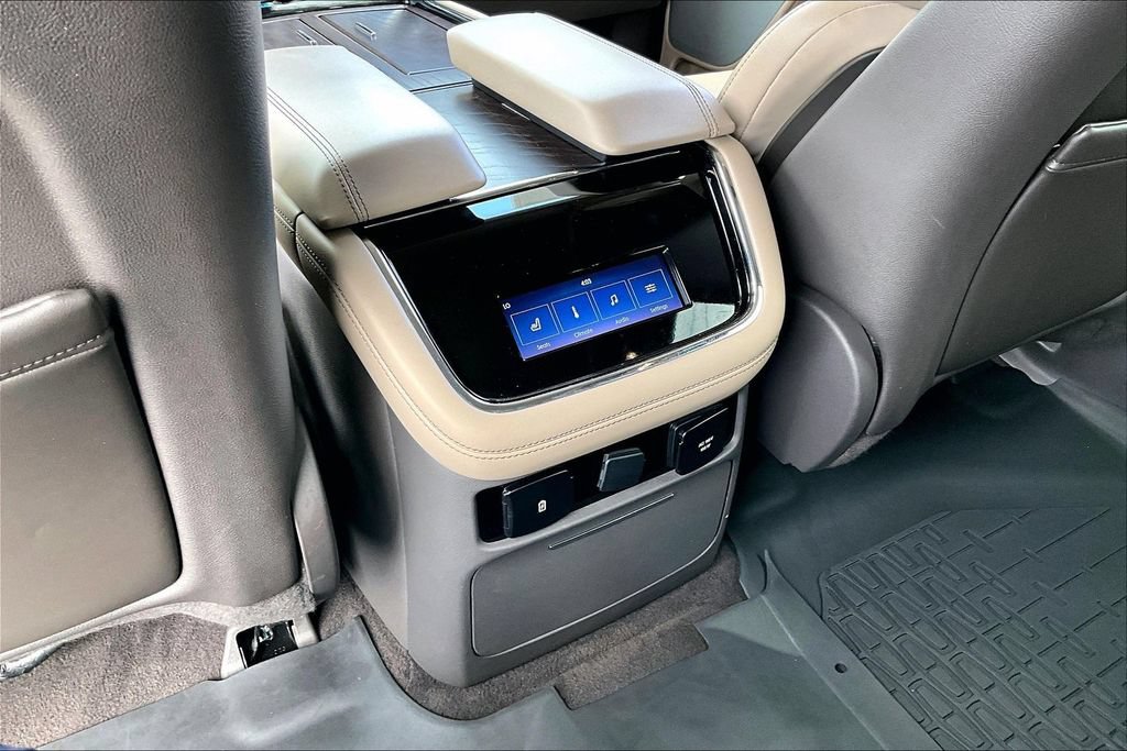 Used 2023 Lincoln Navigator L Reserve AWD/4WD image 34