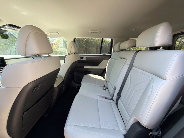 New 2026 Hyundai Santa Fe SEL FWD image 15