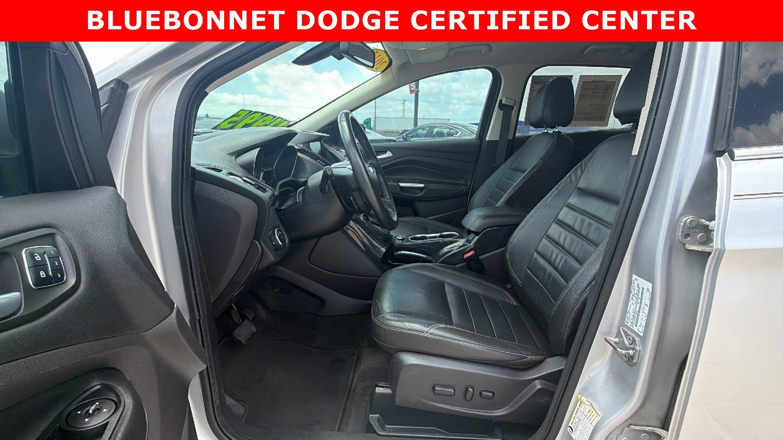Used 2015 Ford Escape Titanium w/ Equipment Group 301A AWD/4WD image 11