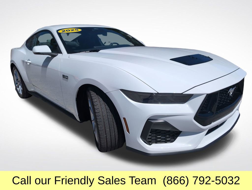 Used 2025 Ford Mustang GT Premium RWD image 9