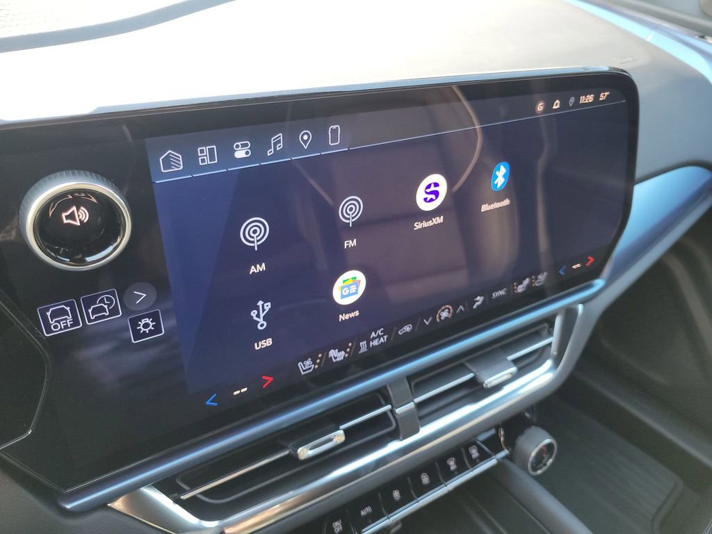 New 2026 Chevrolet Equinox EV LT image 13