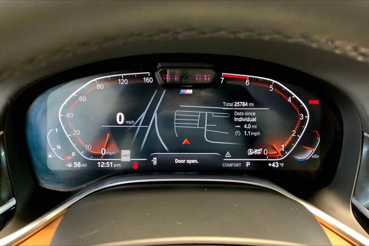 Used 2021 BMW 750i xDrive w/ Autobahn Package AWD/4WD image 25