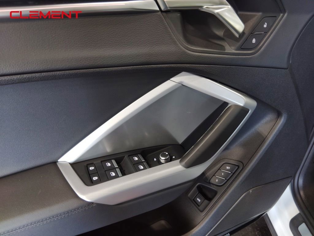 Used 2024 Audi Q3 2.0T Premium Plus w/ Premium Plus Package image 25