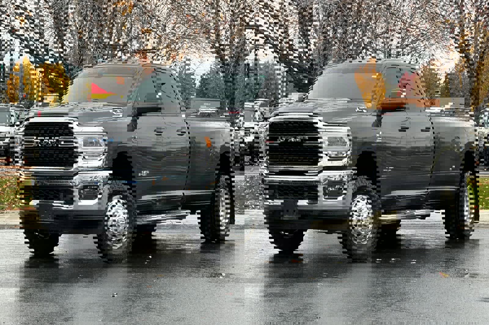 Used 2022 RAM 3500 Big Horn w/ Level C Equiment Group image 1