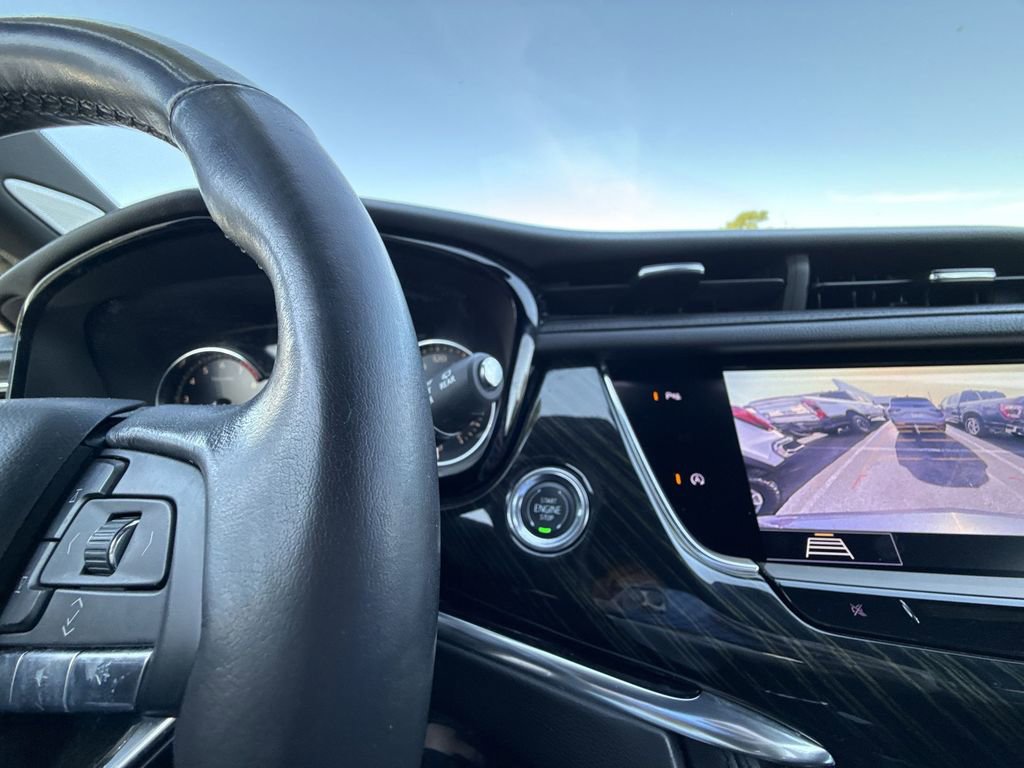 Certified 2020 Cadillac XT6 Premium Luxury FWD image 23