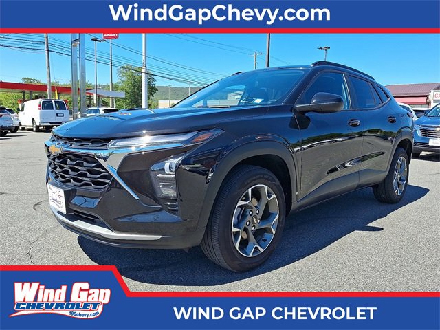 Certified 2024 Chevrolet Trax LT w/ Driver Confidence Package