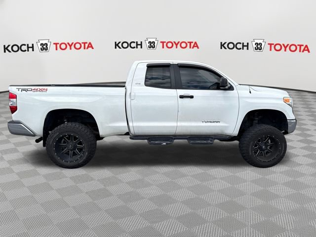 Used 2016 Toyota Tundra SR5 w/ TRD Off Road Package AWD/4WD image 9